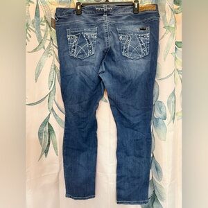 Seven7 Luxe Blue Denim with Gold Stitching